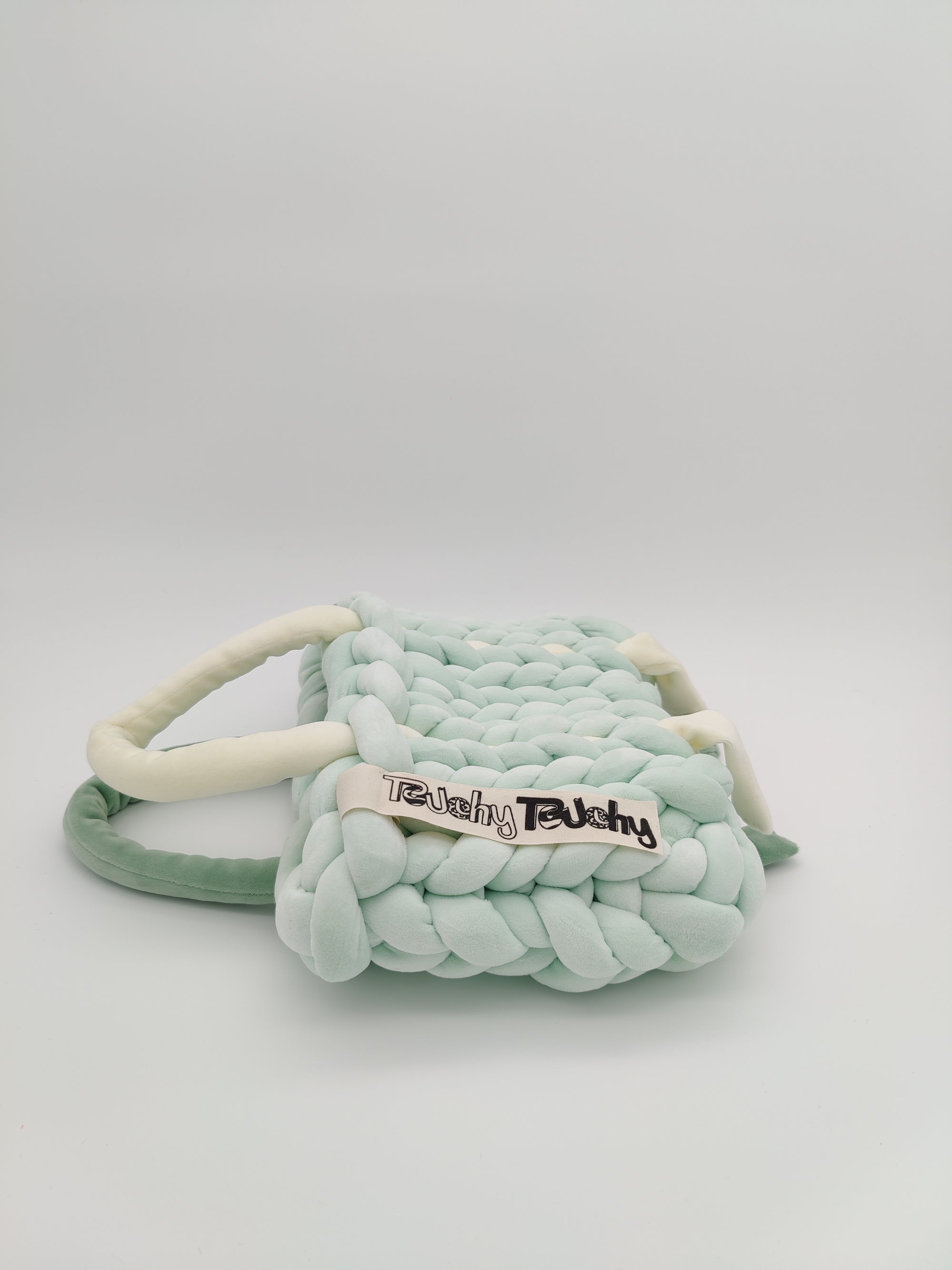 TB17 – Trunk-Tasche Mint & Weiß