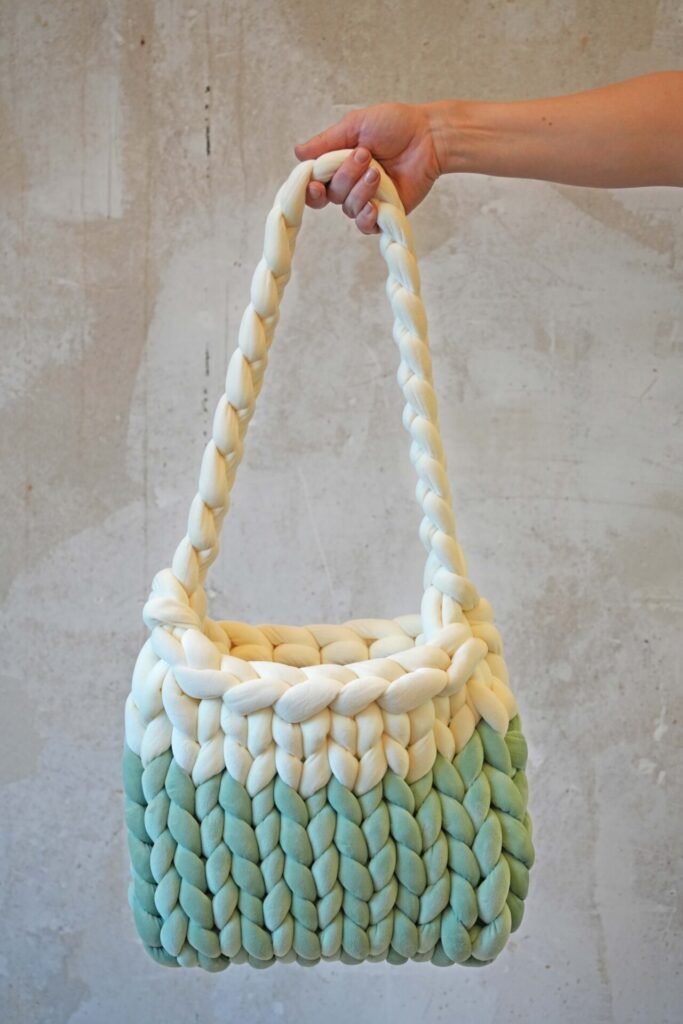 TT BAG - CLASSIC No6
